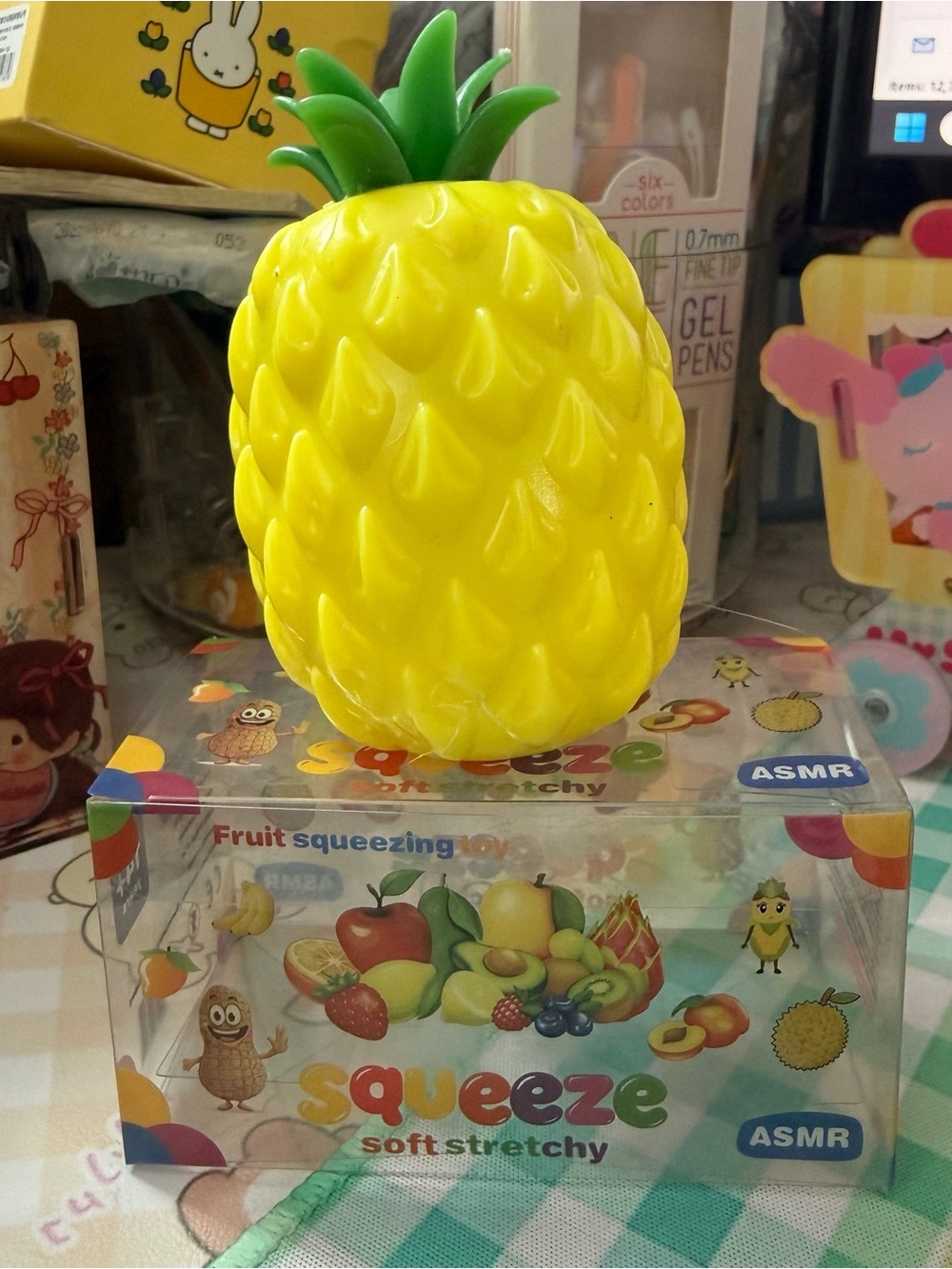 NEW CRUNCHY PINEAPPLE SQUISHY SATISFYING FIDGET TOY ASMR SOUND